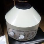Bucket centrifuge
